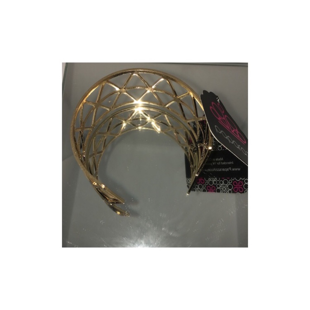 Geometric gold bracelet